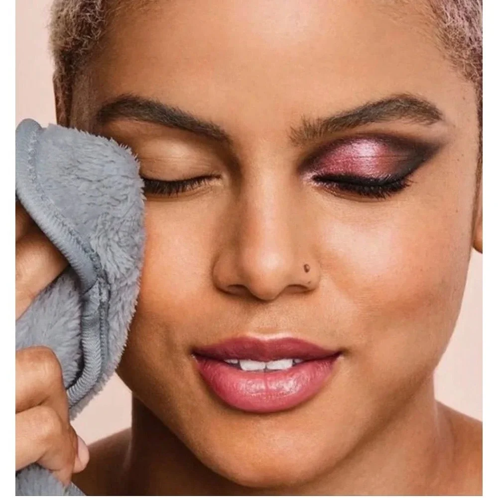 Avon FMG‎ Microfiber Makeup Remover Cloth Dual Sided Exfoliating Face Towel